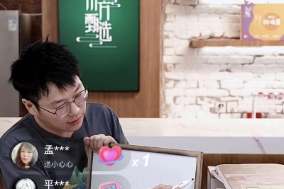 新东方一周封神！直播间粉丝翻十倍破千万，股价涨近6倍