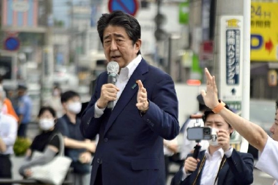 安倍遇袭事件嫌疑人作案时将枪支伪装成照相机