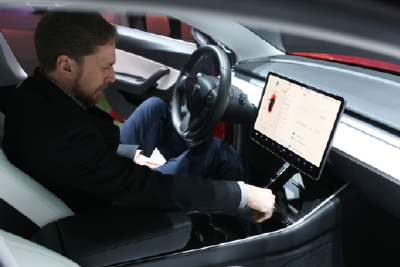 美监管机构扩大调查特斯拉Autopilot：对车载摄像头提出系列问题