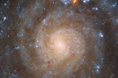 韦伯望远镜发现已知最早星系：形成于宇宙大爆炸后3.5亿年