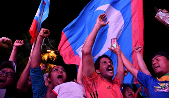 支持马哈蒂尔的选民，来源：南华早报