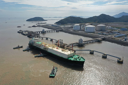 新奥舟山接收站顺利接卸浙能首船进口LNG
