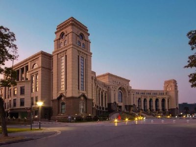 上海复旦早盘涨近6% 机构料下半年公司业绩有望逐季度改善|上海复旦_新浪财经_新浪网