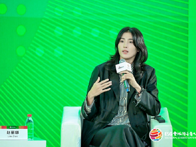 女足运动员赵丽娜：总拿女足成绩与男足比，这让我们很困扰