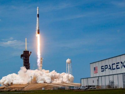 不投不行但又顾忌马斯克的空前控制权 部分投资者为SpaceX上市犯难