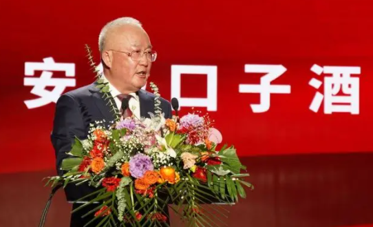 徐进失守徽酒老二，口子窖面临“内忧外患”