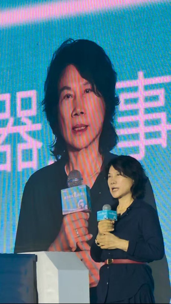 董明珠:我们愿为包头发展注入一份贡献