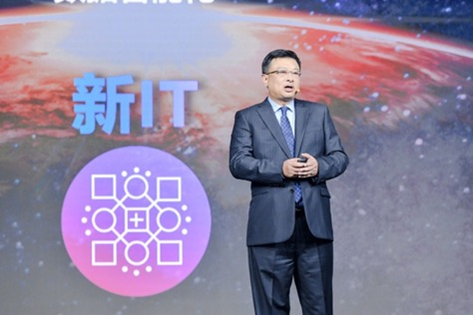 联想集团高级副总裁、基础设施方案业务集团中国区总裁童夫尧