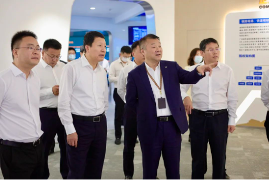越秀地产：越秀集团与中铁建工集团签署战略合作协议并组建合资公司_手机新浪网