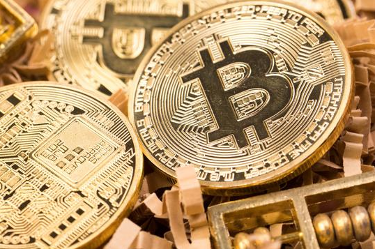 比特币市值再次超过1万亿美元 风险偏好整体回升