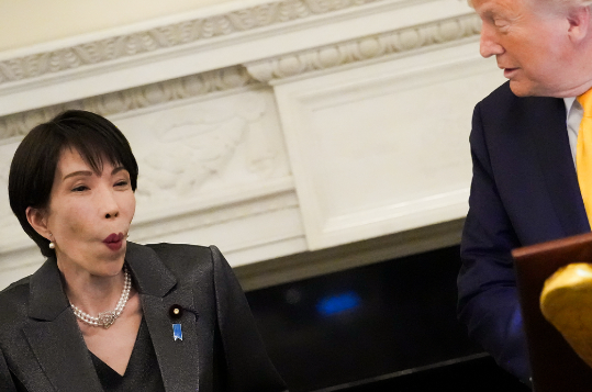 访美结束，高市早苗被批“表情夸张”