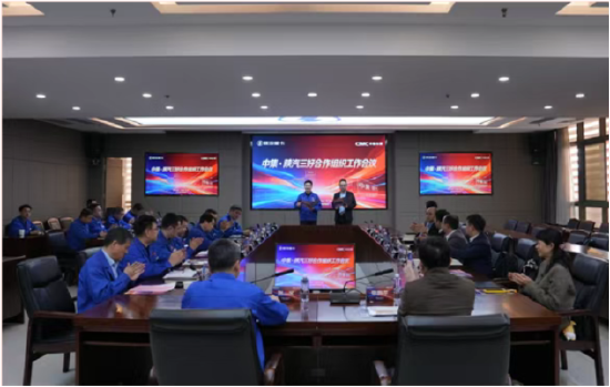 抖音24小时自助点歌，如何轻松实现个性化音乐体验？