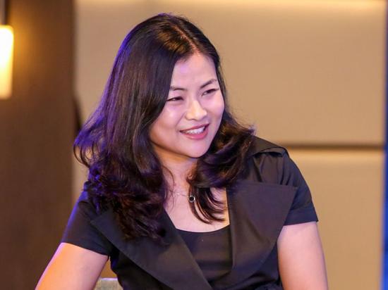 图文财经杂志助理主编袁满