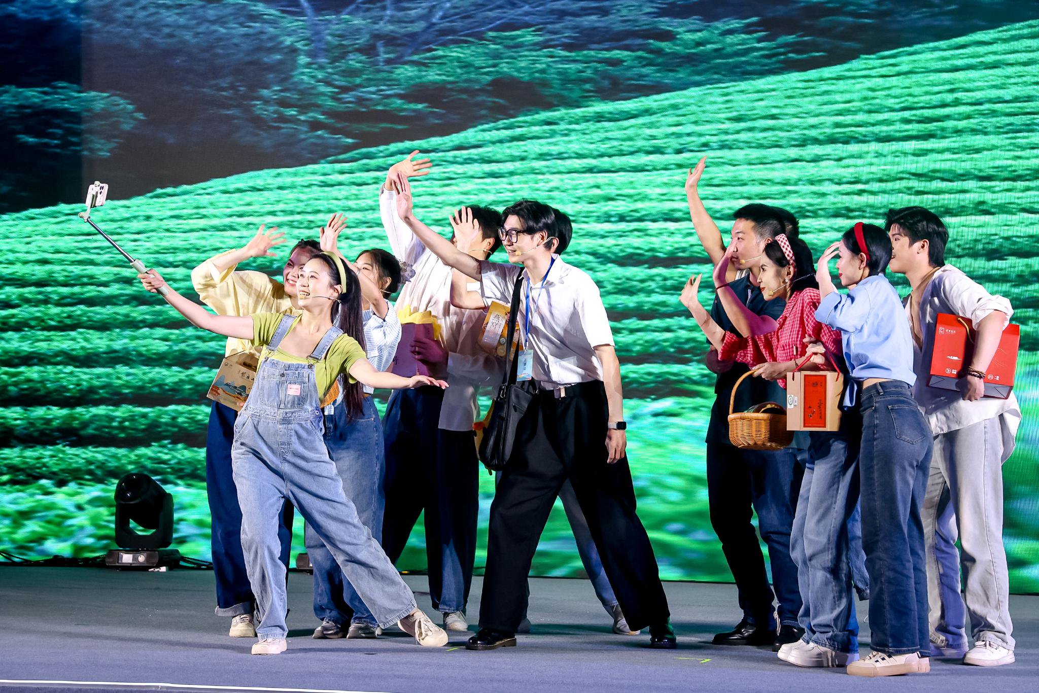 音乐舞台情景剧《来自“新星”的你》