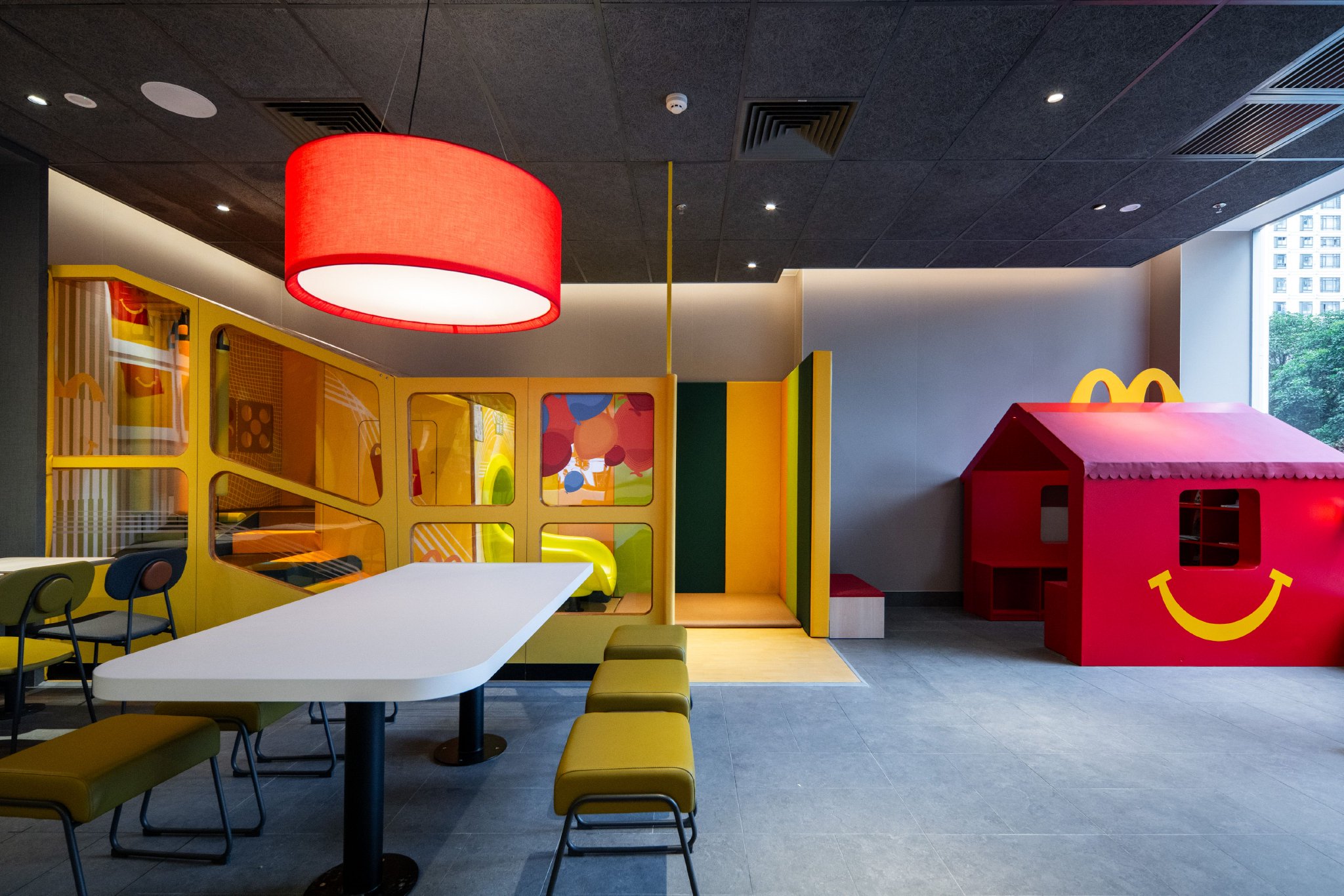 餐厅二楼儿童游戏区