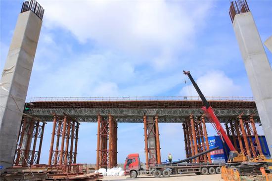 厦门首次采用新技术用翔安溪东路工程a标段预计底竣工