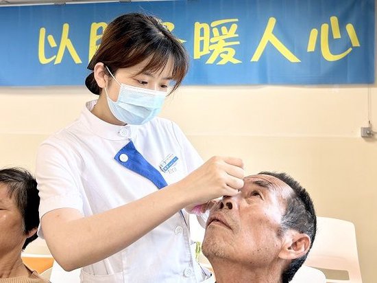 点亮"视"界之光|惠光爱尔眼科医院护士节主题摄影展