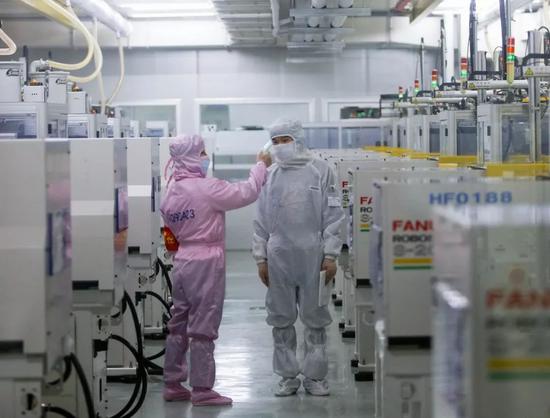 玉晶光电厦门有限公司防疫生产齐手抓