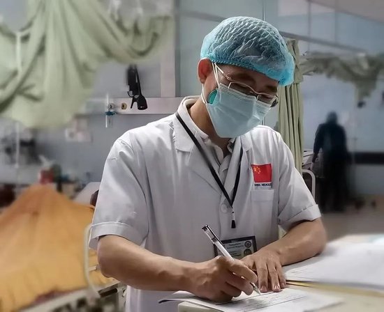 赞厦门这位医生获奖了