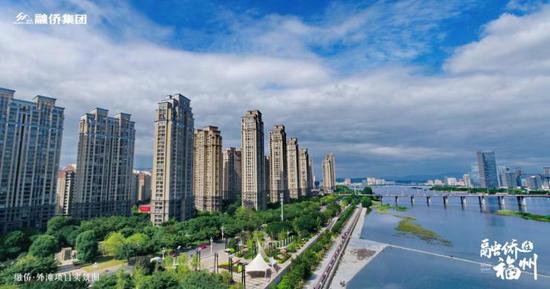 融侨外滩项目实景图2011年融侨外滩作为福州平层鼎豪的封面级著作面市