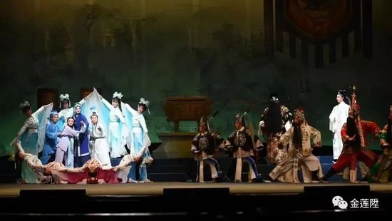 厦门爱乐乐团、来疯喜剧、帽子戏法……本周演出公告→