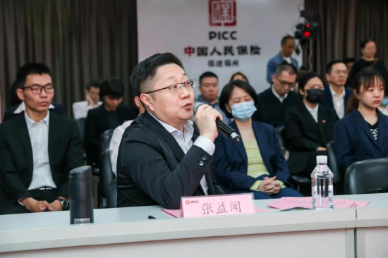 福建省广播影视集团新闻主播、原《福建新闻联播》主播张益闻点评选手们的表现