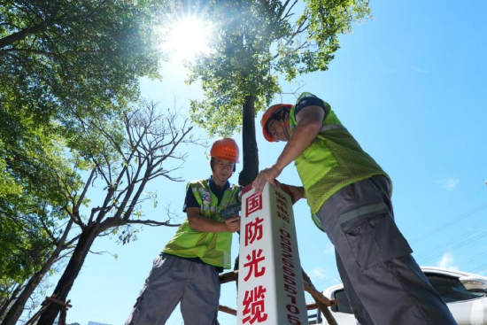 厦门电信长线“战高温”守护通信大动脉