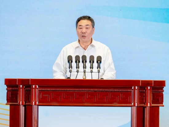 中国东方航空集团有限公司党组副书记、总经理李养民