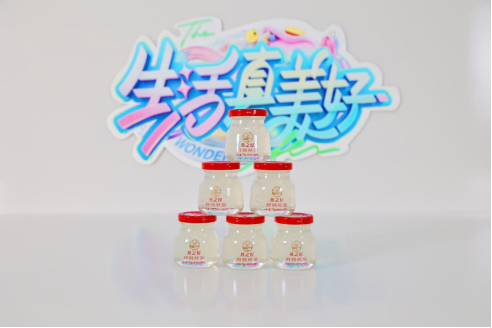 燕之屋新一代鲜炖燕窝亮相《生活真美好》