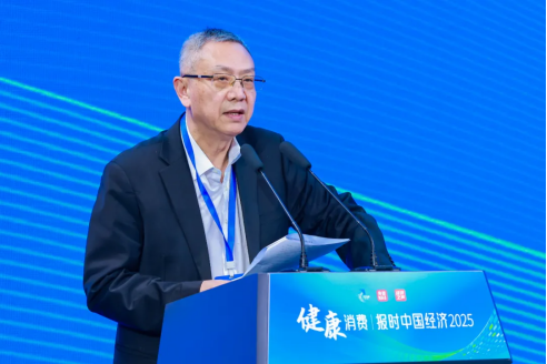 华夏新供给经济学研究院创始院长、中国财政科学研究院研究员贾康发言