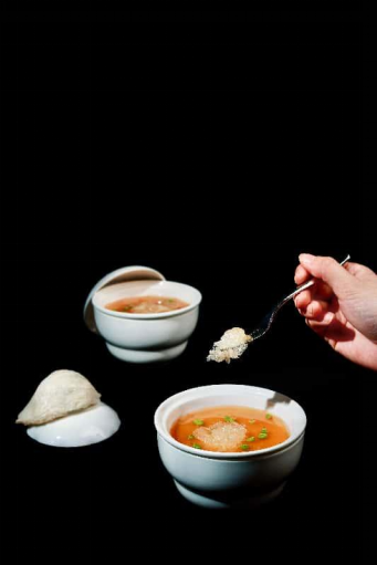 图:芙蓉糟溜燕菜(图片仅供参考,具体以实物为准)