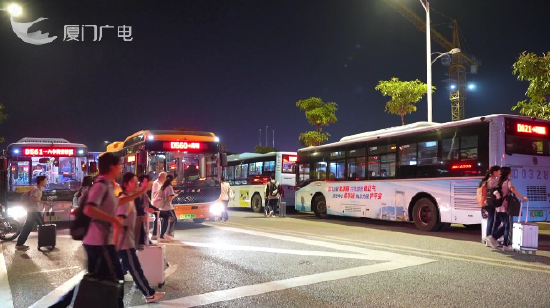 厦门新增73条通学公交线路！