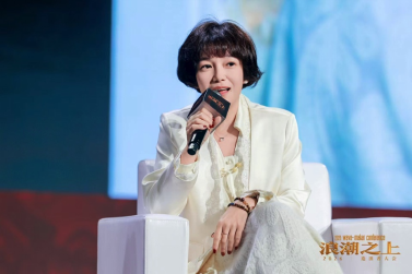 燕之屋总裁助理、公关总监杨航