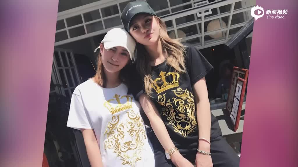 何超莲开泳衣派对庆生