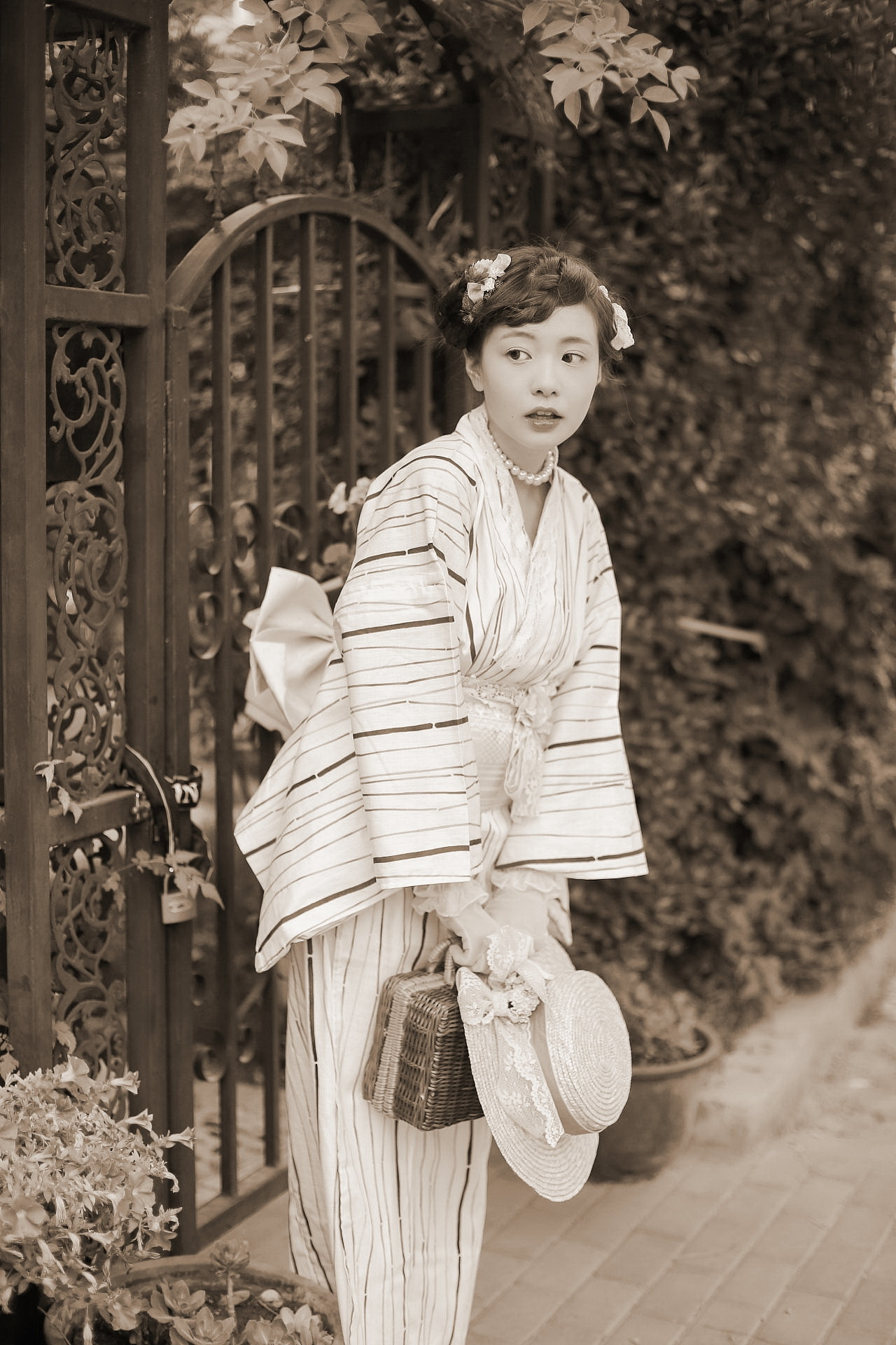 东条英机的老婆管丈夫有一套日本军人送她个中国外号