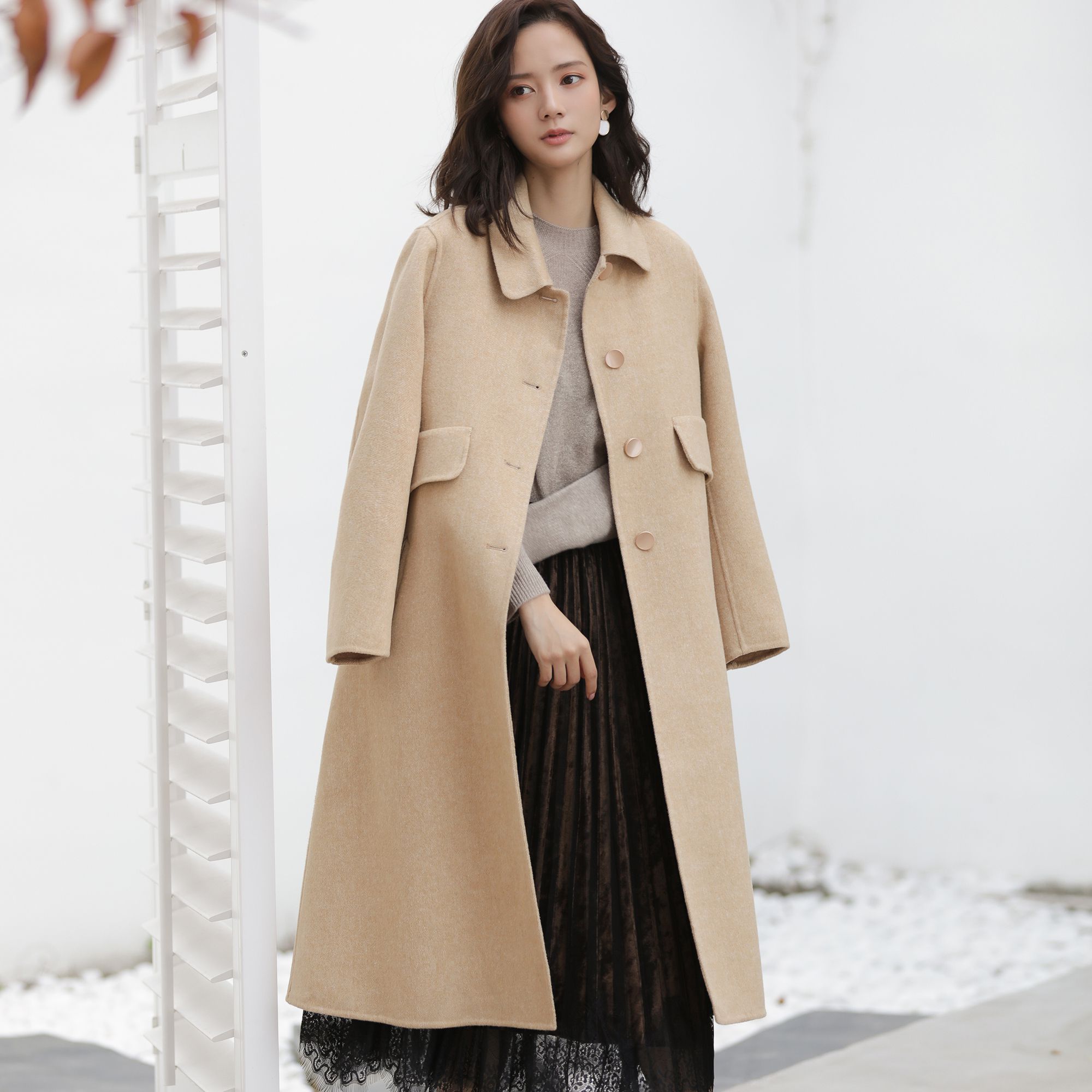 矮个女人学会穿长大衣,时髦有气场,比短款更