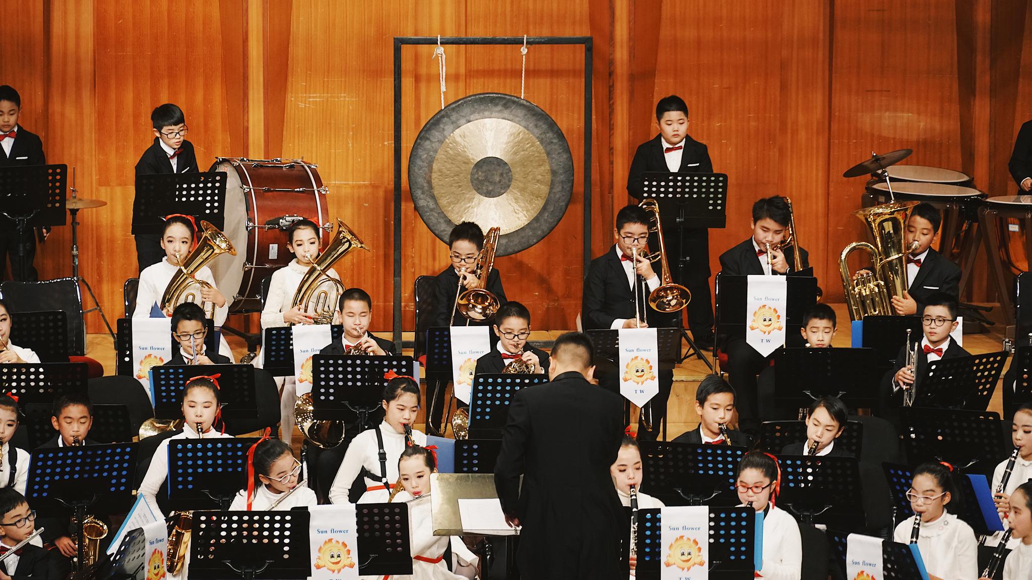 用乐声打动你,用实力征服你!棠外附小,一曲暖寒冬,拿下第一!