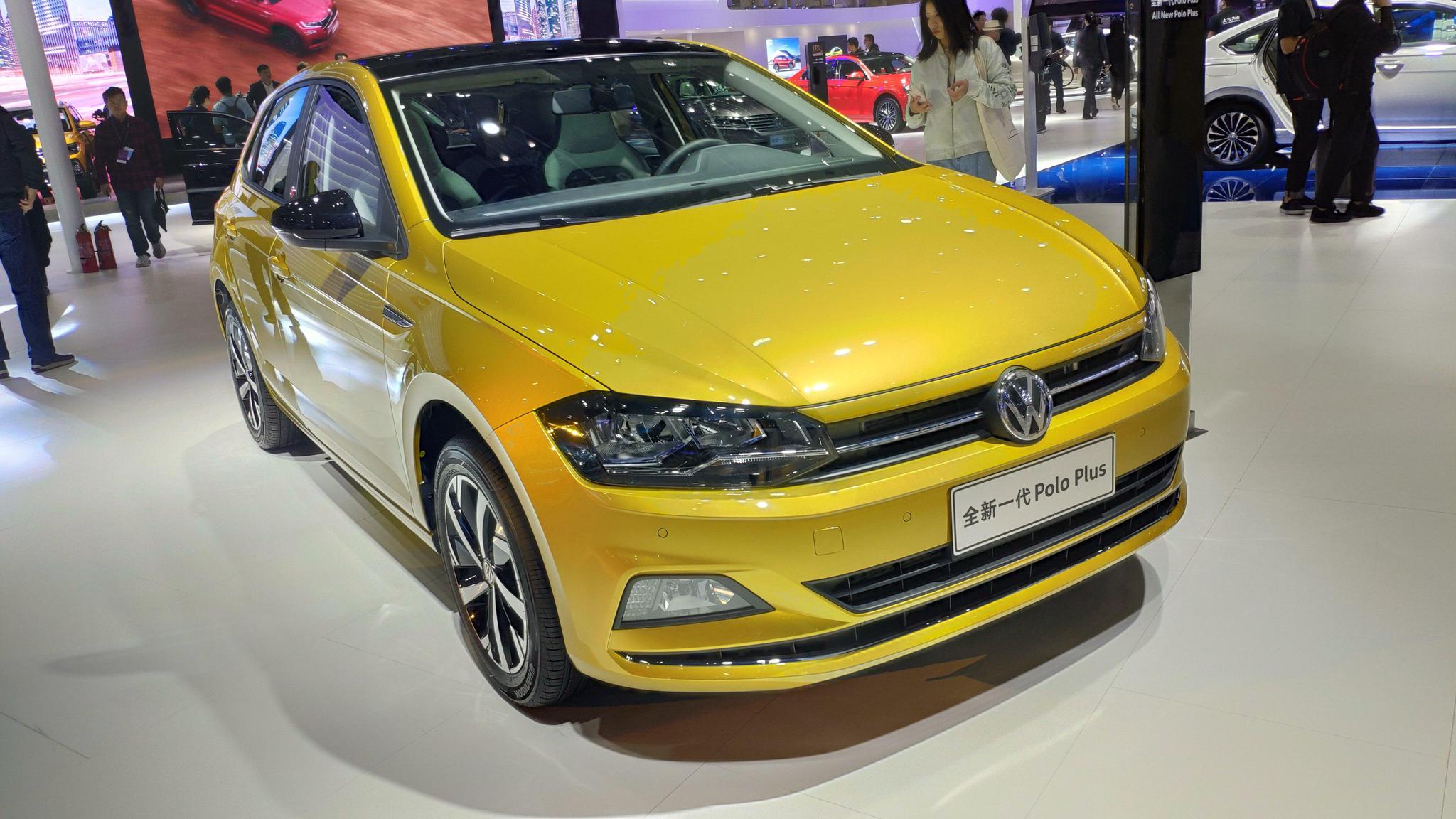 颜值提升轴距加长94毫米,车展实拍大众全新一代polo plus