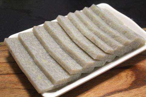 豫南地区桌上的一碗皮渣样子难看但是我每周至少吃三次