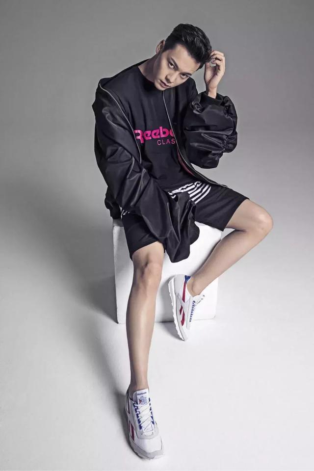 锐步|耐克|阿迪达斯_新浪新闻