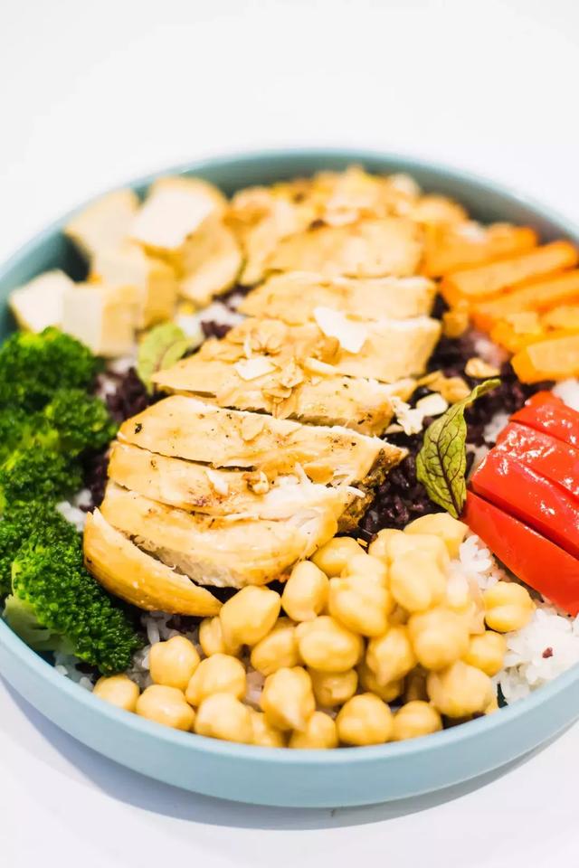 符合中国人味蕾的法式轻食料理-轻食元素 塑造你健康有序的人生.