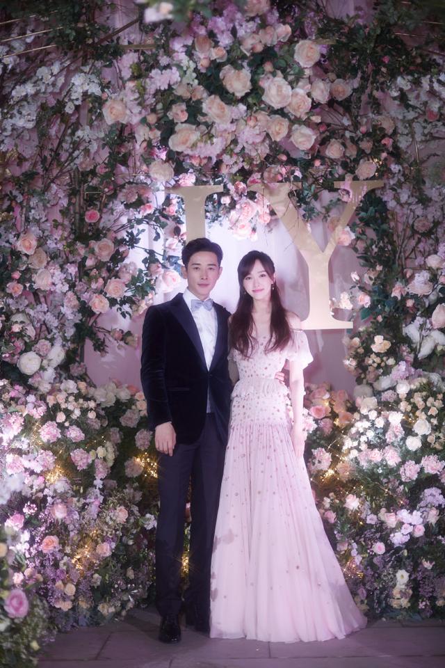 唐嫣罗晋童话婚礼照片终于出炉,爱情最美的样子这里都有