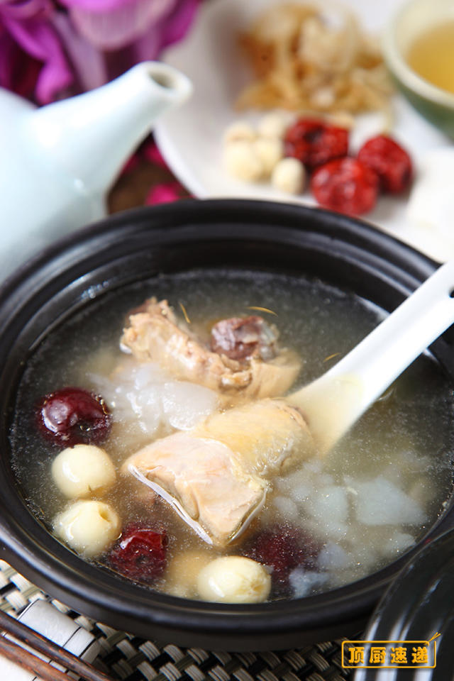 家常滋补养生汤,男人喝了补肾强身,女人喝了美容养颜!