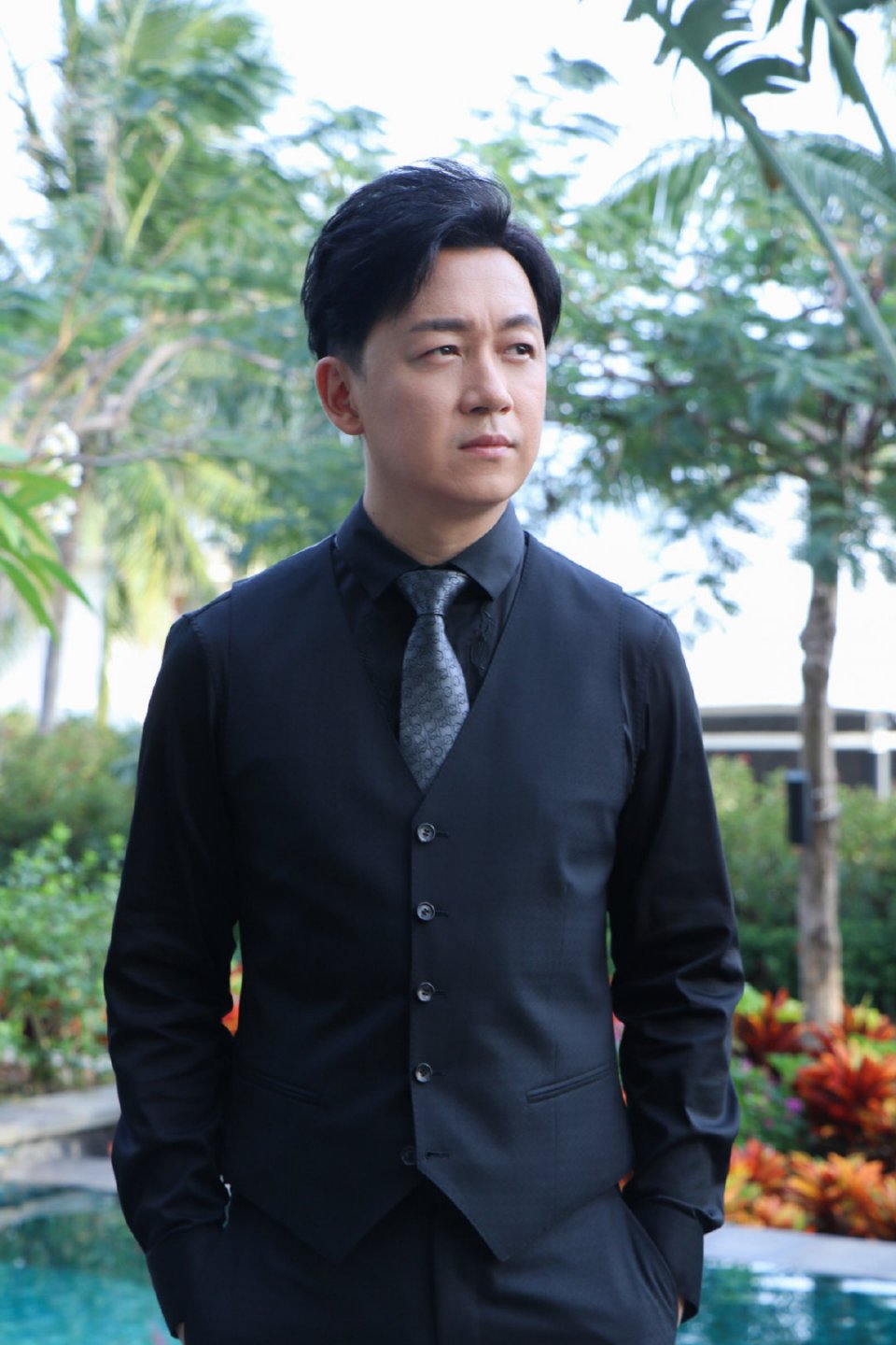 潘粤明《怒晴湘西》身兼数职,这个演员性价比太高了!