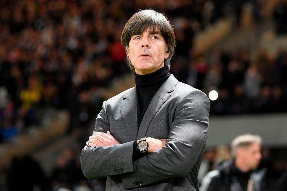 德国队和主教练的管理风格,通过被开除的四个球员就能分析出来了.