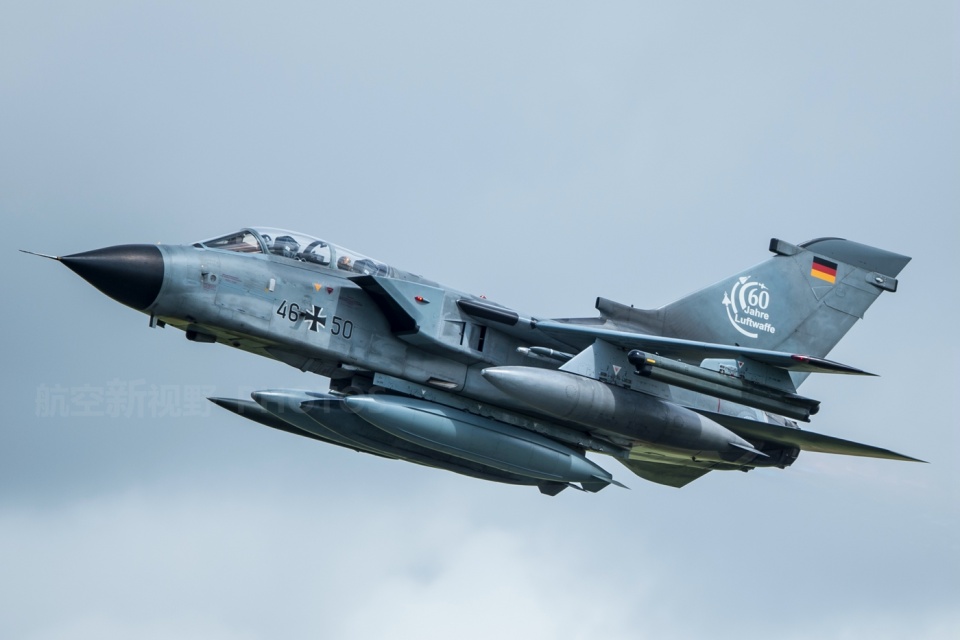 说到狂风战斗机也算是一代名机.在美国f14.f15.f16.