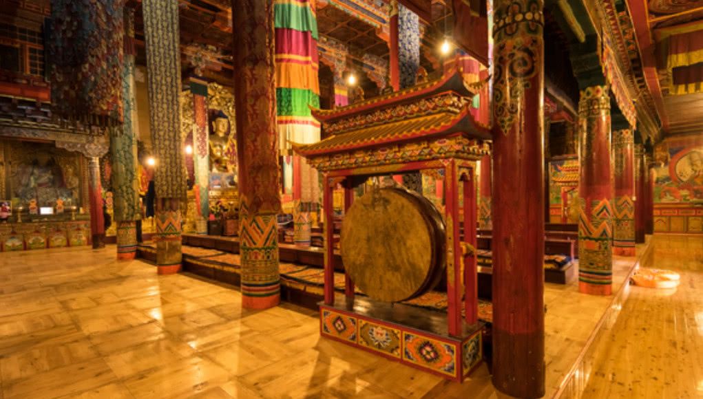 布达拉宫内部照片惊艳世界( 布达拉宫内部照片,绝对震惊! )