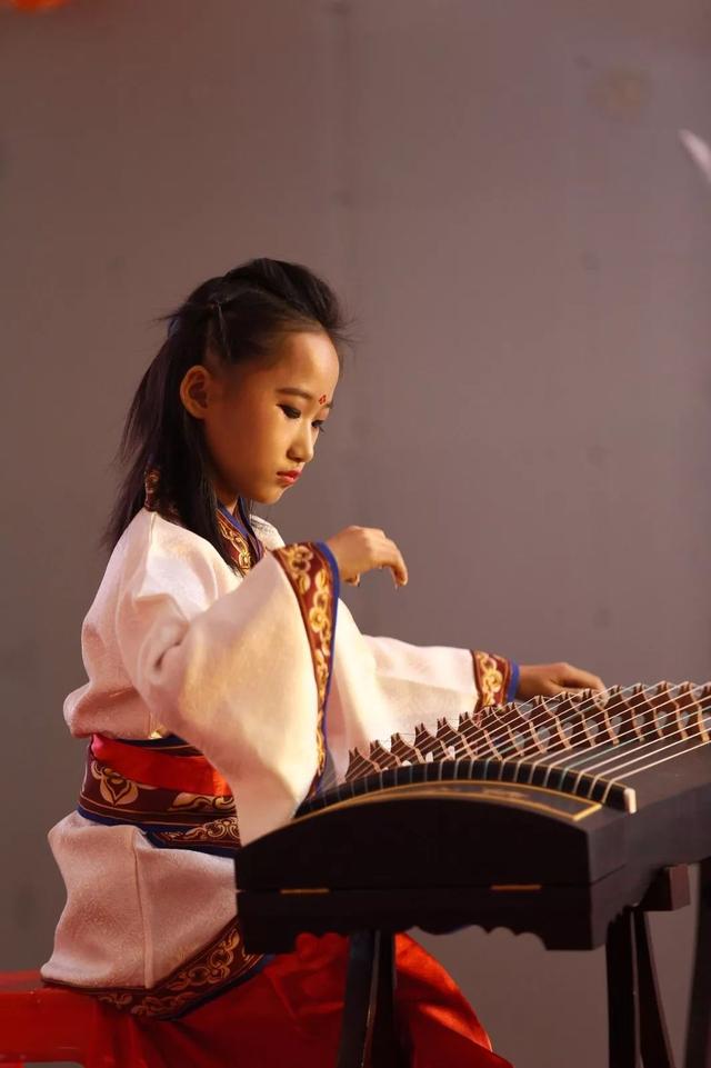 第二届麻椒少儿艺术大赛歌唱及其他乐器类比赛圆满结束