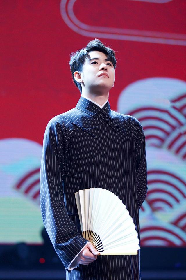 网友:刚粉上一个星期就脱粉!张云雷到底说了什么?