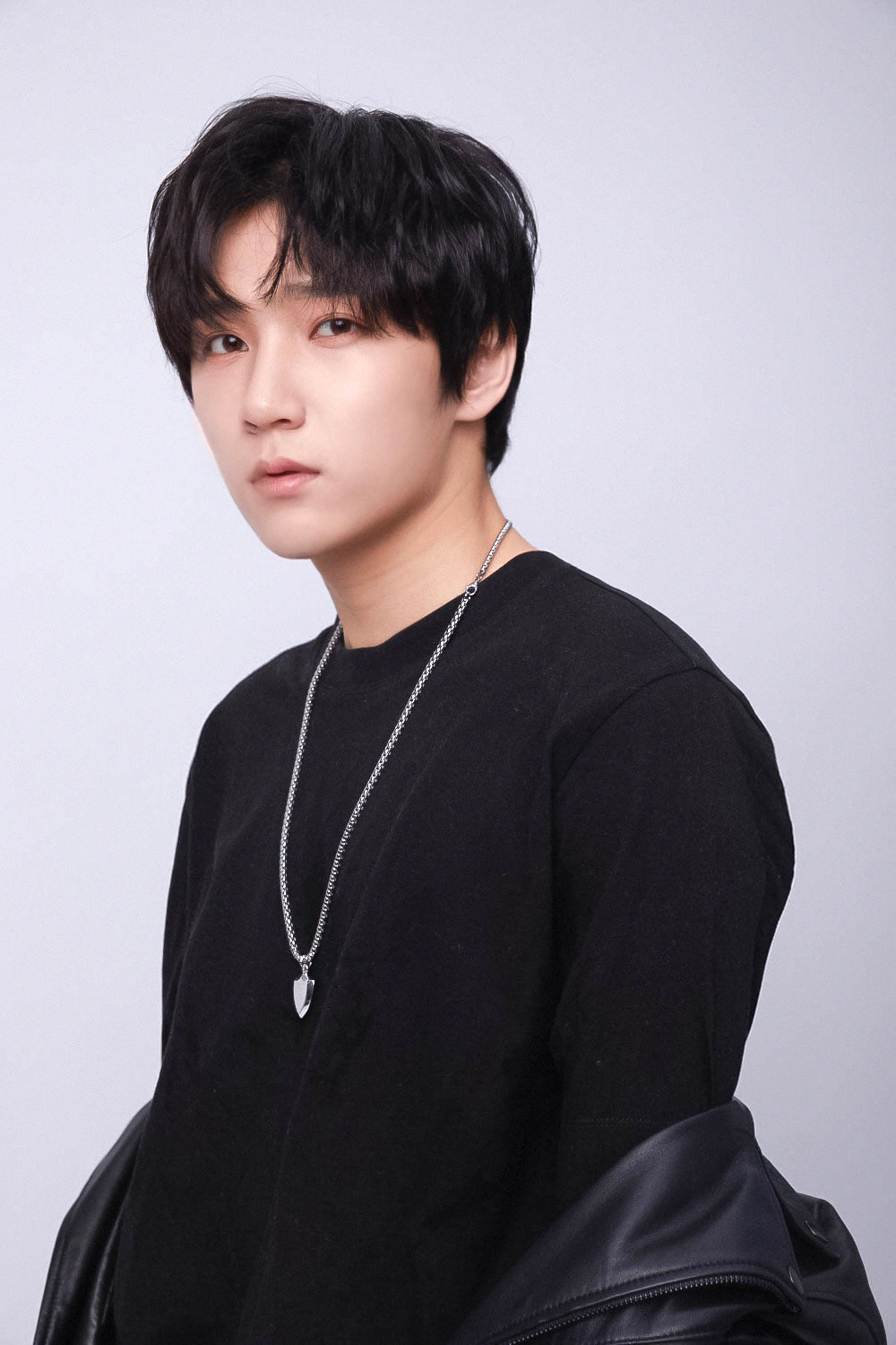 李长庚现身《这!就是原创》 偶像转身只为坚持内心音乐梦想